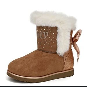 Juicy Couture Tan and White Accessories with Plush Fur Trim